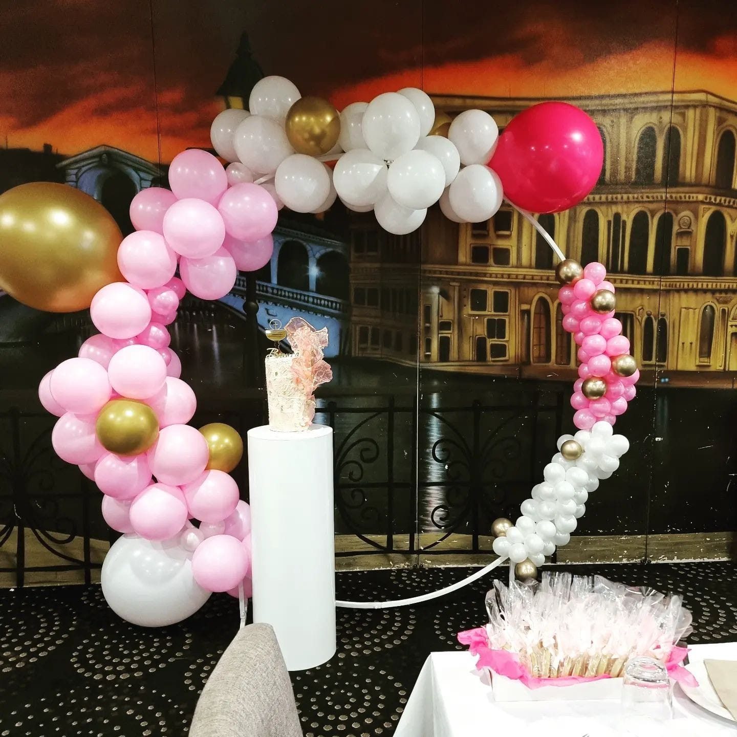 Balloon Styling, balloon installation, event styling, party set up, dessert styling, celebration cake,custom made cookies