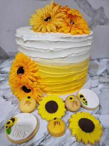 sunflower birthday cake themed party cookes cake